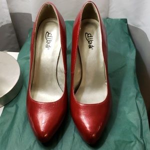 8.5m Red Patent 4 1/5 Heels